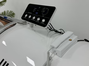 Airvida Ultra Hard Shell Lying Hyperbaric Chamber (1.5 – 2.0 ATA)